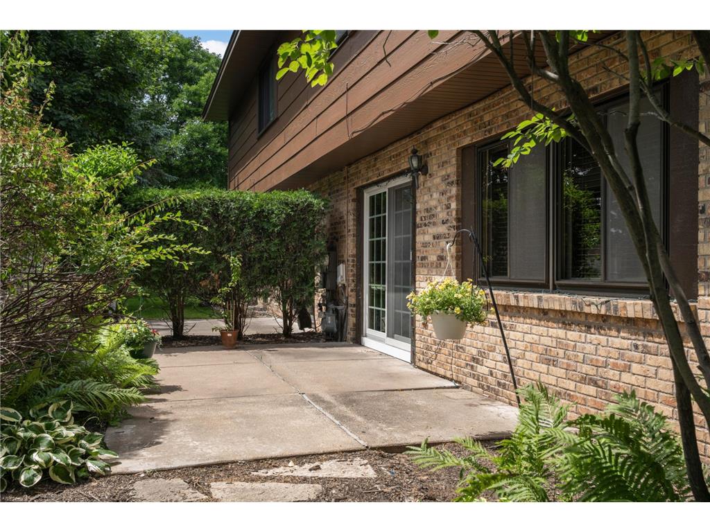 7111 Robinwood Bay Woodbury MN 55125 7085806 image27