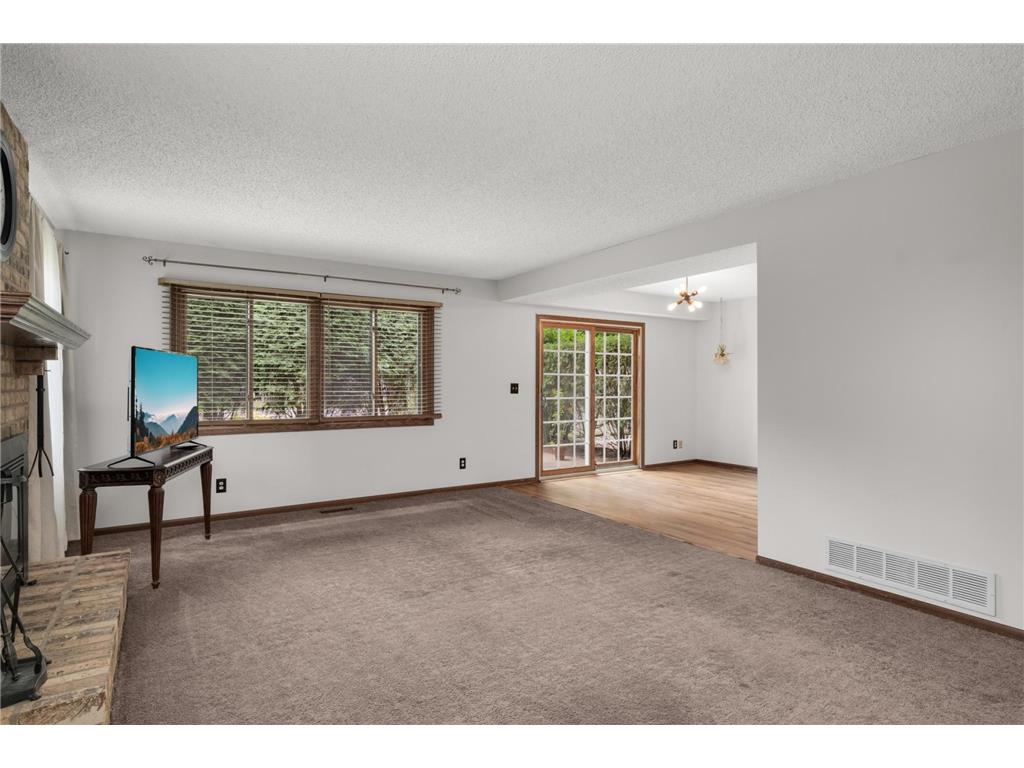 7111 Robinwood Bay Woodbury MN 55125 7085806 image6