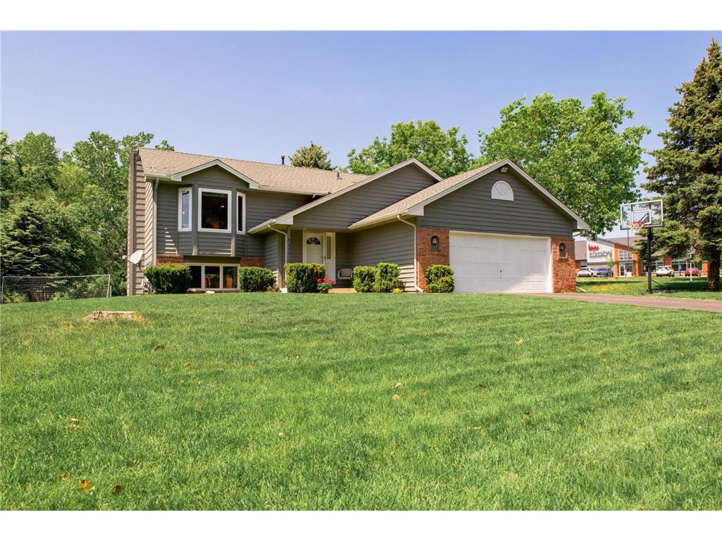 7111 Trenton Lane N Maple Grove MN 55369 6397592 image1