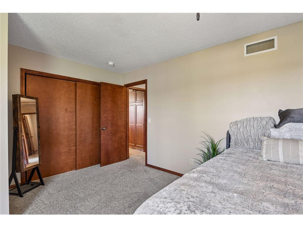 7115 County Road 10 Laketown Twp MN 55318 6818948 image36
