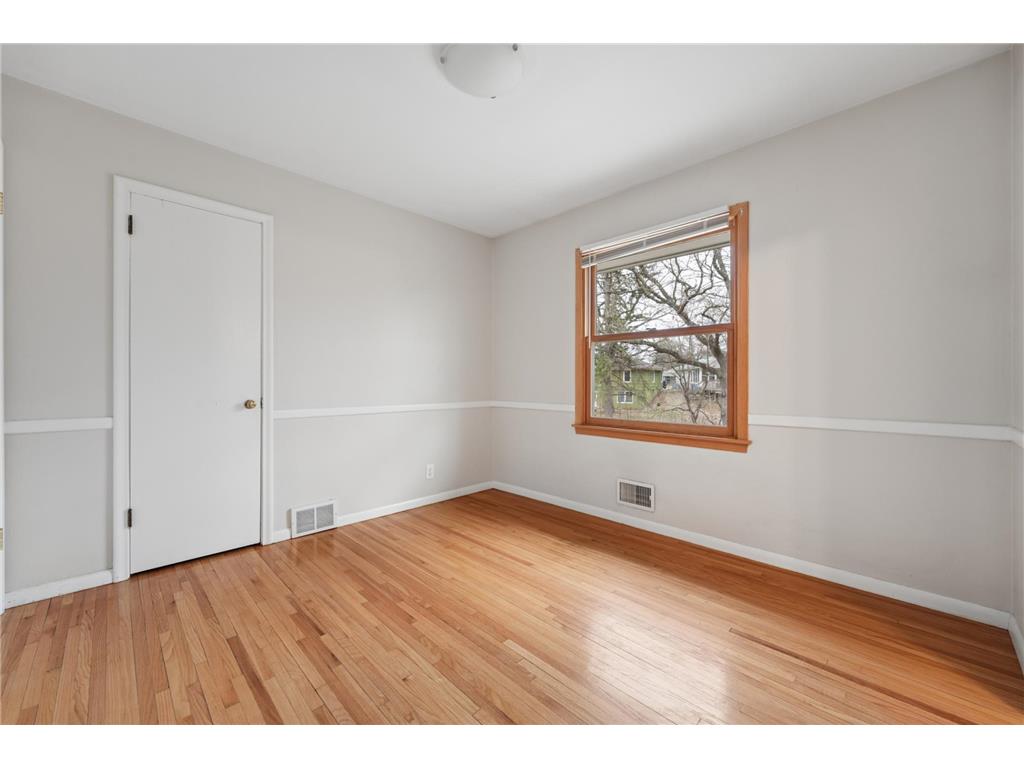 7115 W 23rd Street Saint Louis Park MN 55426 7046172 image14