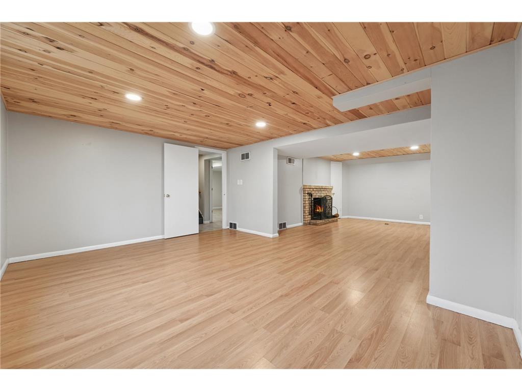 7115 W 23rd Street Saint Louis Park MN 55426 7046172 image20