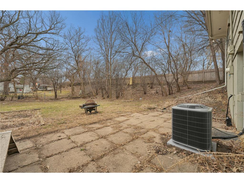 7115 W 23rd Street Saint Louis Park MN 55426 7046172 image30