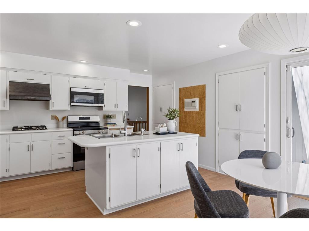7117 Gleason Road Edina MN 55439 7009023 image11