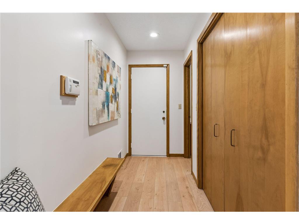 7117 Gleason Road Edina MN 55439 7009023 image24