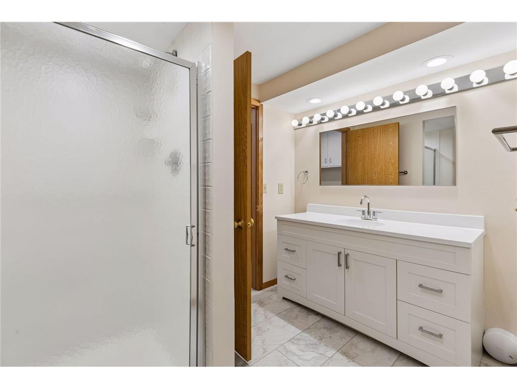 7117 Gleason Road Edina MN 55439 7009023 image45