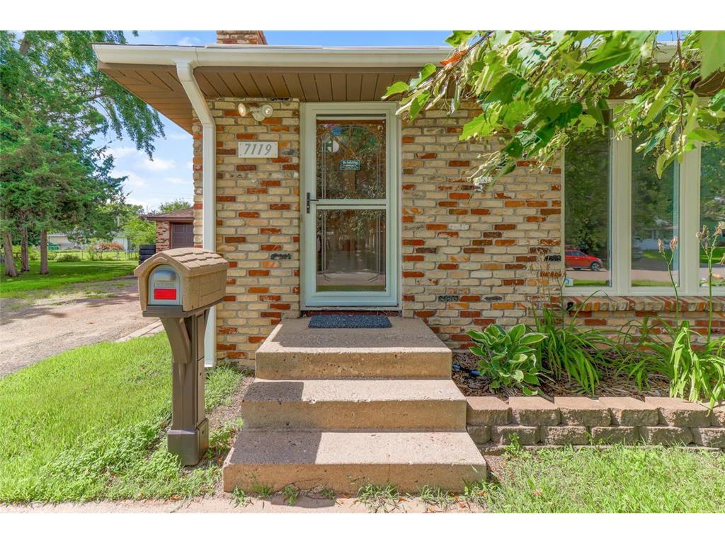7119 Kyle Avenue N Brooklyn Center MN 55429 6775616 image1
