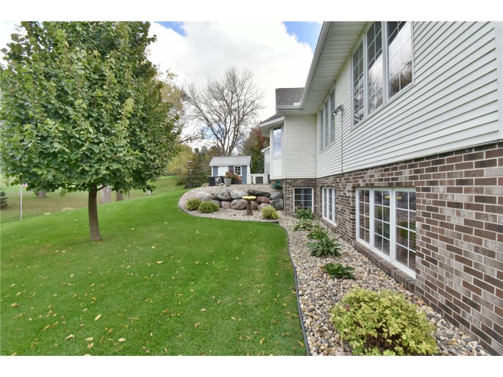 712 23rd Street SE Willmar MN 56201 6805328 image7