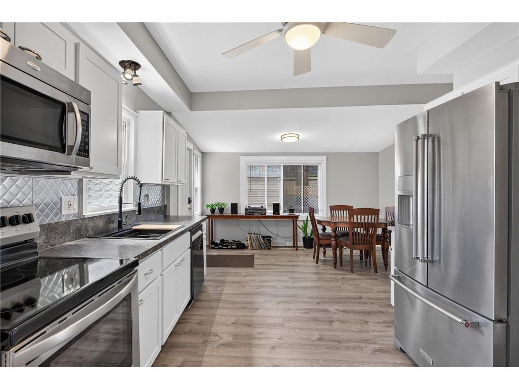712 24th Avenue NE Minneapolis MN 55418 7095968 image11