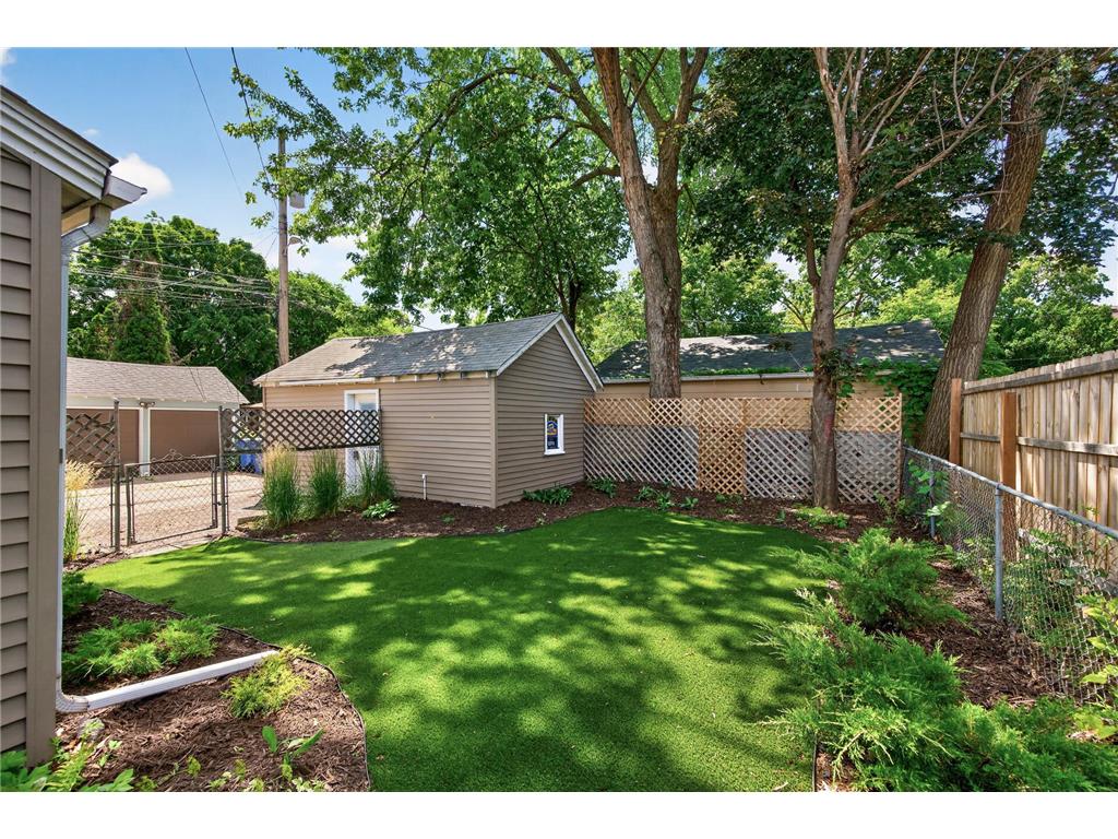 712 24th Avenue NE Minneapolis MN 55418 7095968 image21