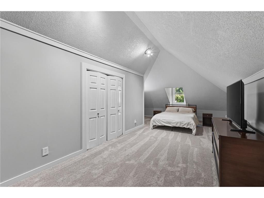 712 24th Avenue NE Minneapolis MN 55418 7095968 image22