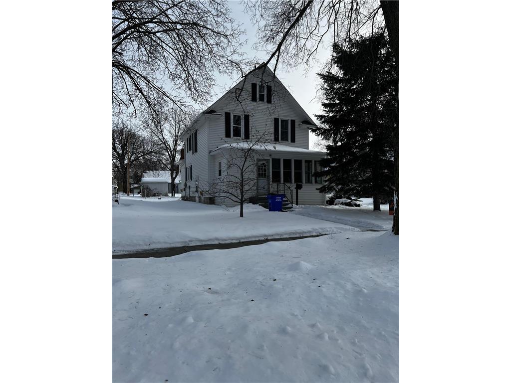 712 3rd Avenue Madison MN 56256 6319720 image1