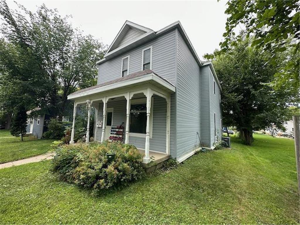 712 3rd Street SW Willmar MN 56201 6451093 image1