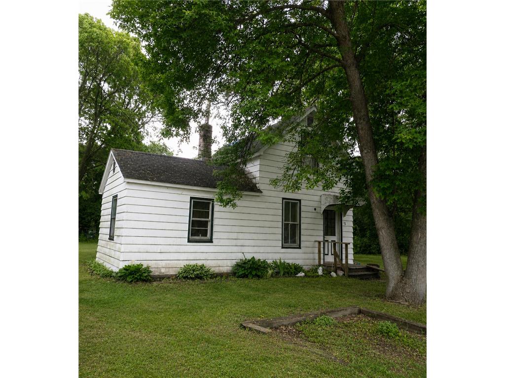 712 5th Street NE Little Falls MN 56345 7077547 image1
