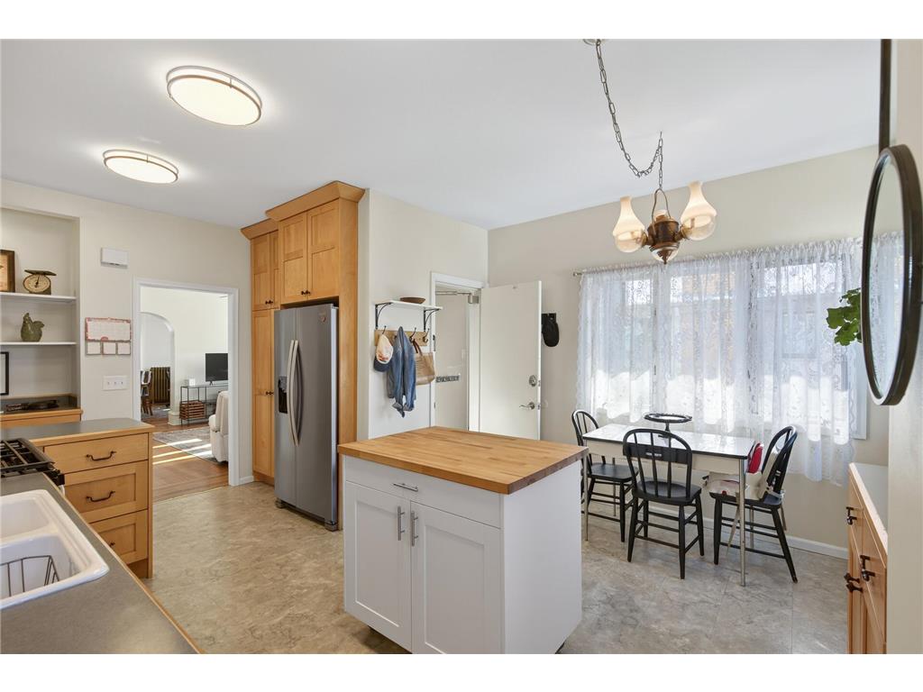 712 5th Street NE Minneapolis MN 55413 7025687 image12
