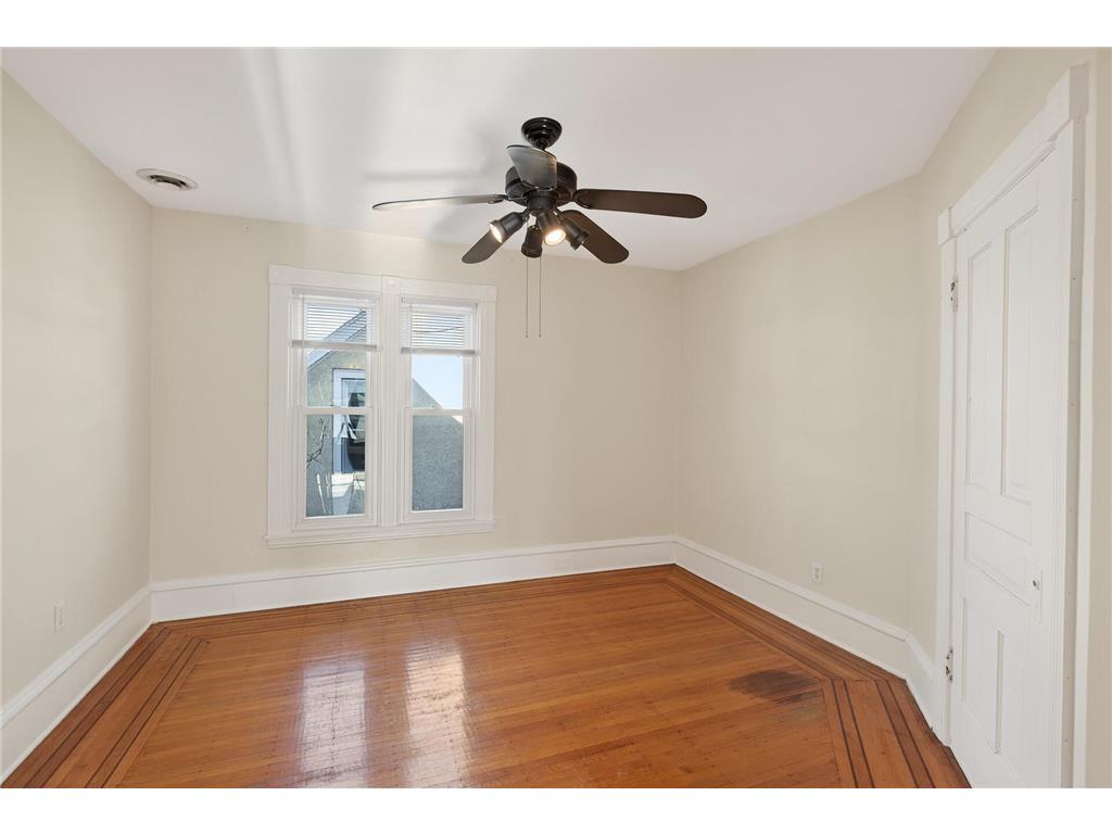 712 5th Street NE Minneapolis MN 55413 7025687 image23