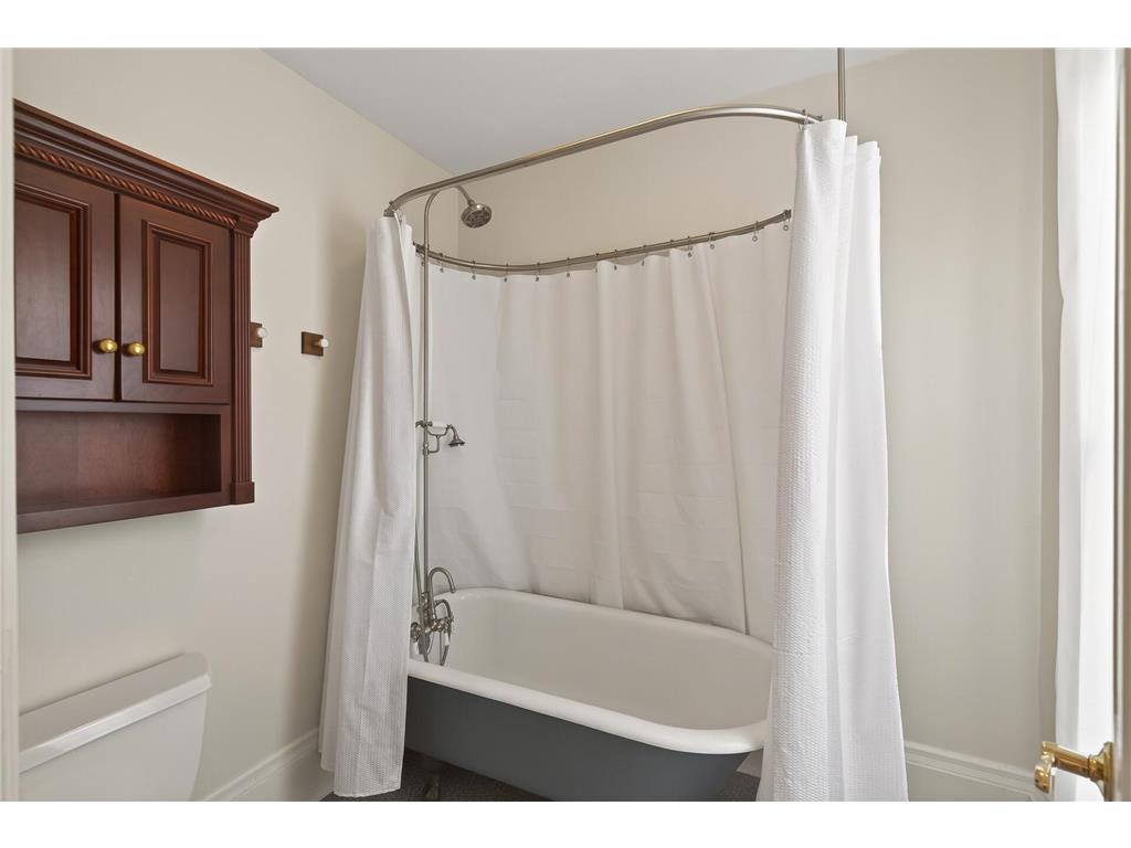 712 5th Street NE Minneapolis MN 55413 7025687 image30