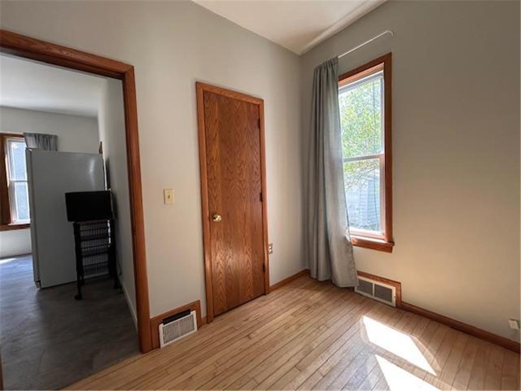 712 6th Street NE Minneapolis MN 55413 7061857 image21