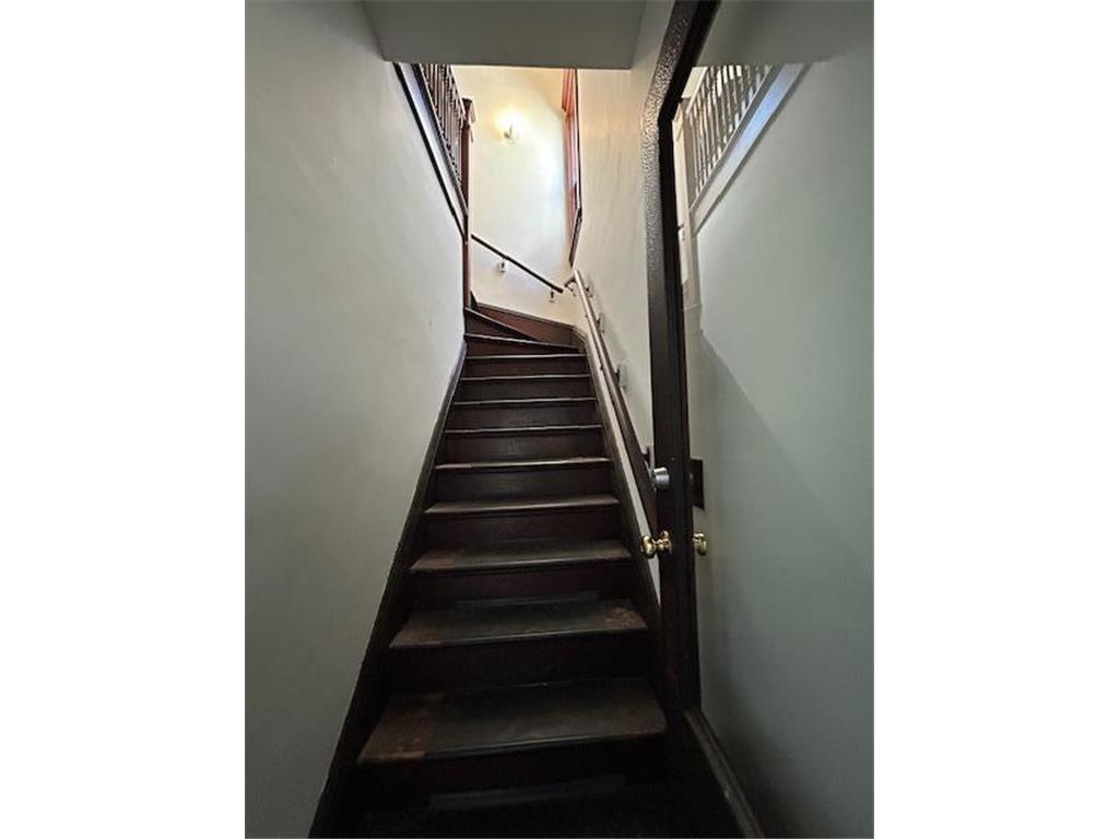 712 6th Street NE Minneapolis MN 55413 7061857 image36