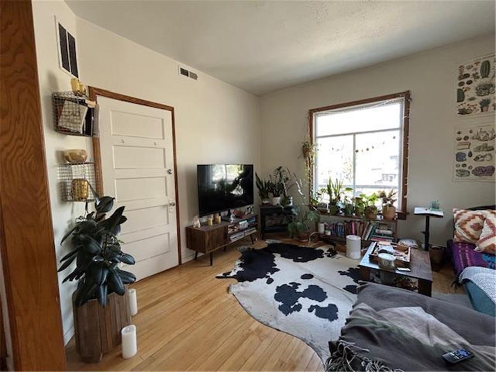 712 6th Street NE Minneapolis MN 55413 7061857 image38