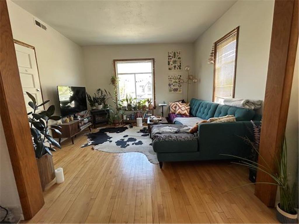 712 6th Street NE Minneapolis MN 55413 7061857 image39