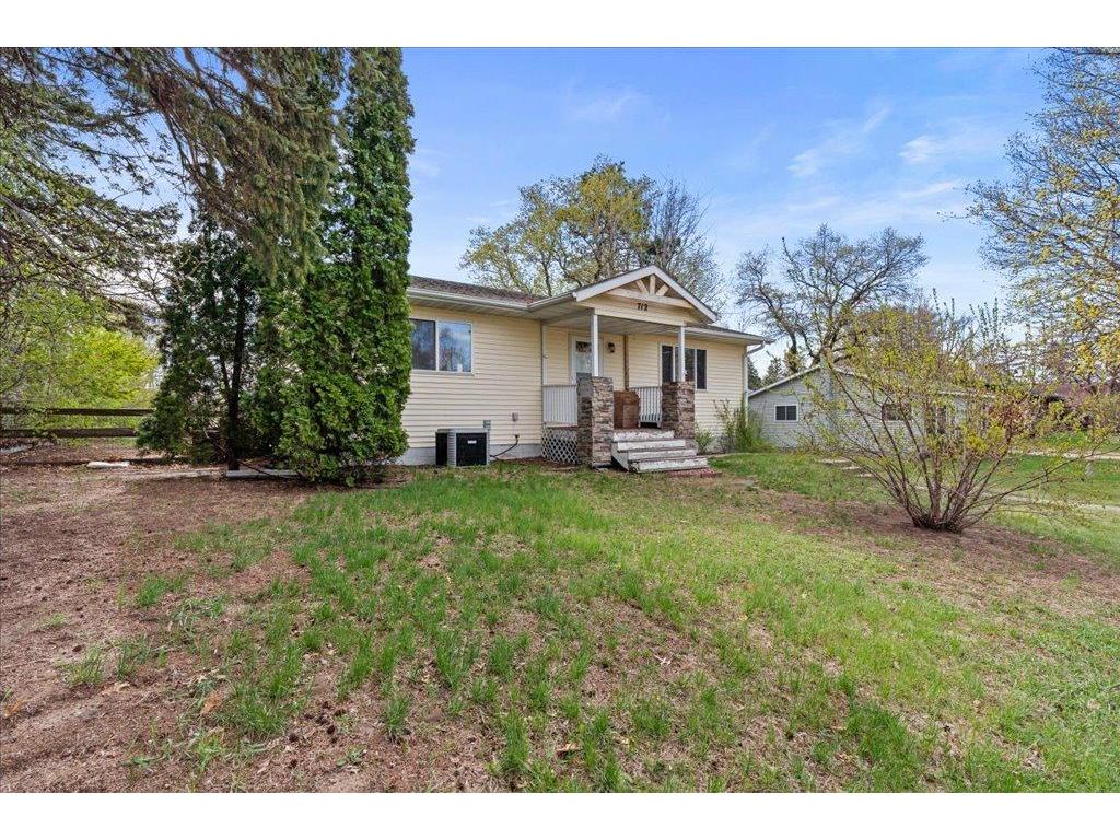 712 8th Street NE Little Falls MN 56345 7057398 image2