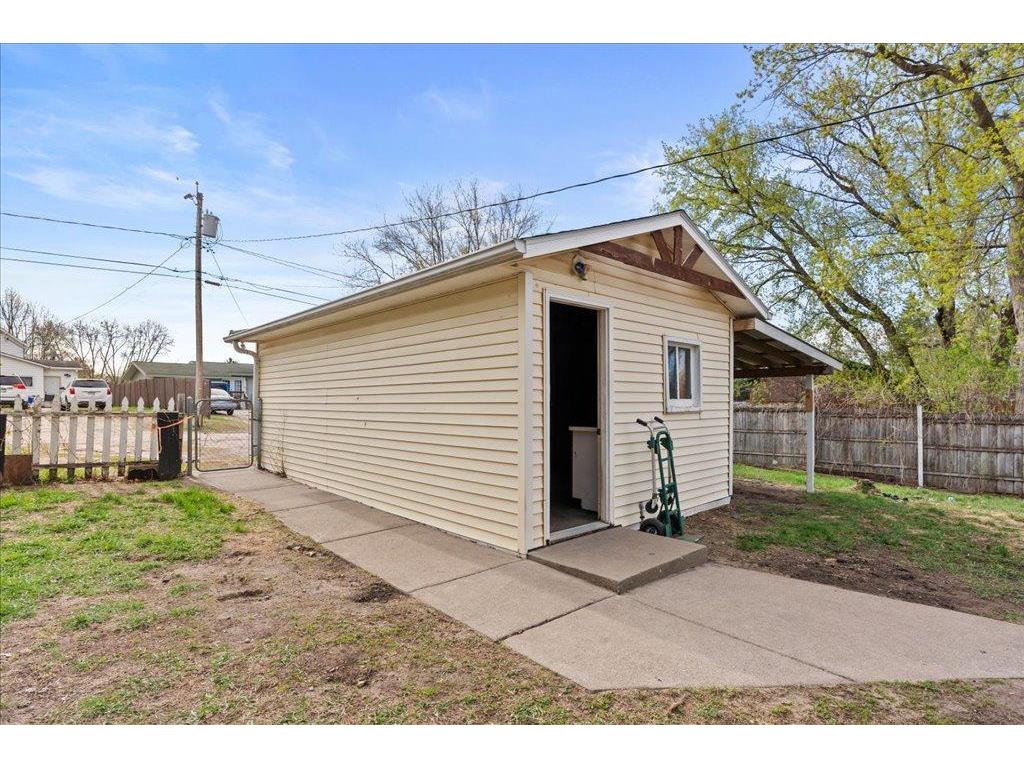712 8th Street NE Little Falls MN 56345 7057398 image4