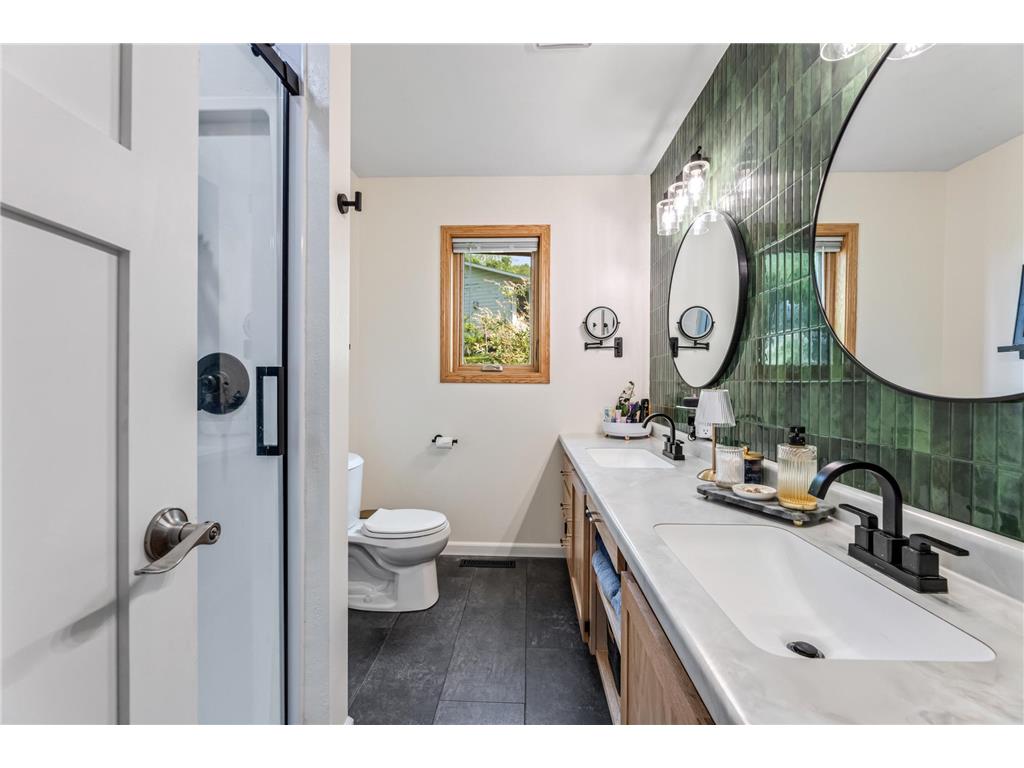 712 Juniper Street La Crescent MN 55947 7081744 image13