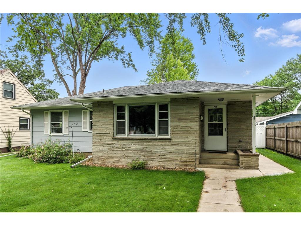 712 Kilian Boulevard SE Saint Cloud MN 56304 6747144 image1