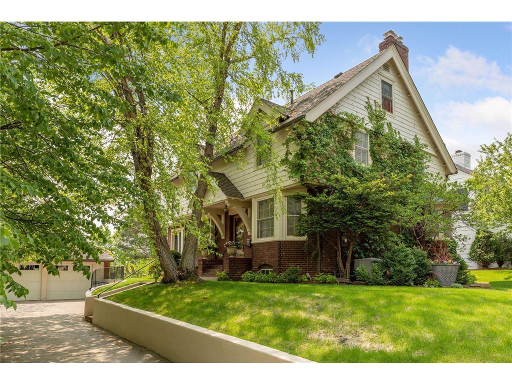 712 Linwood Avenue Saint Paul MN 55105 6332948 image1