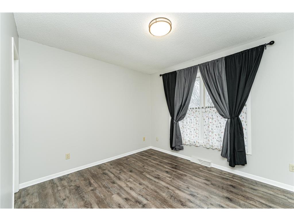 712 Memorial Drive Spring Valley MN 55975 7000052 image12