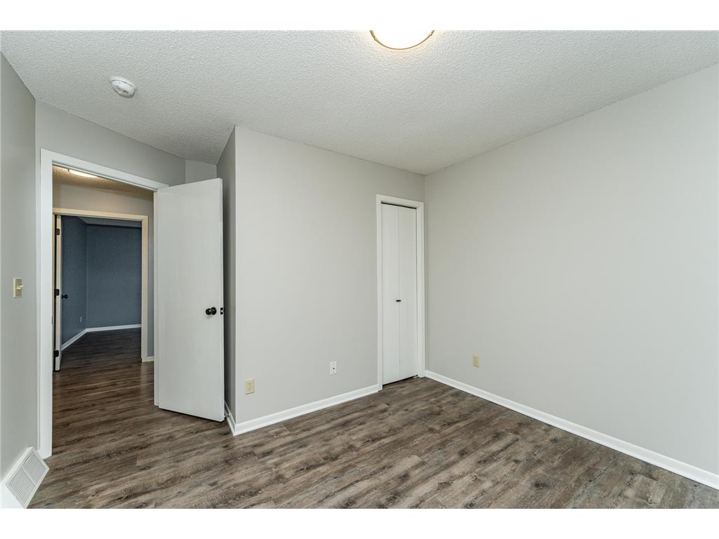 712 Memorial Drive Spring Valley MN 55975 7000052 image13