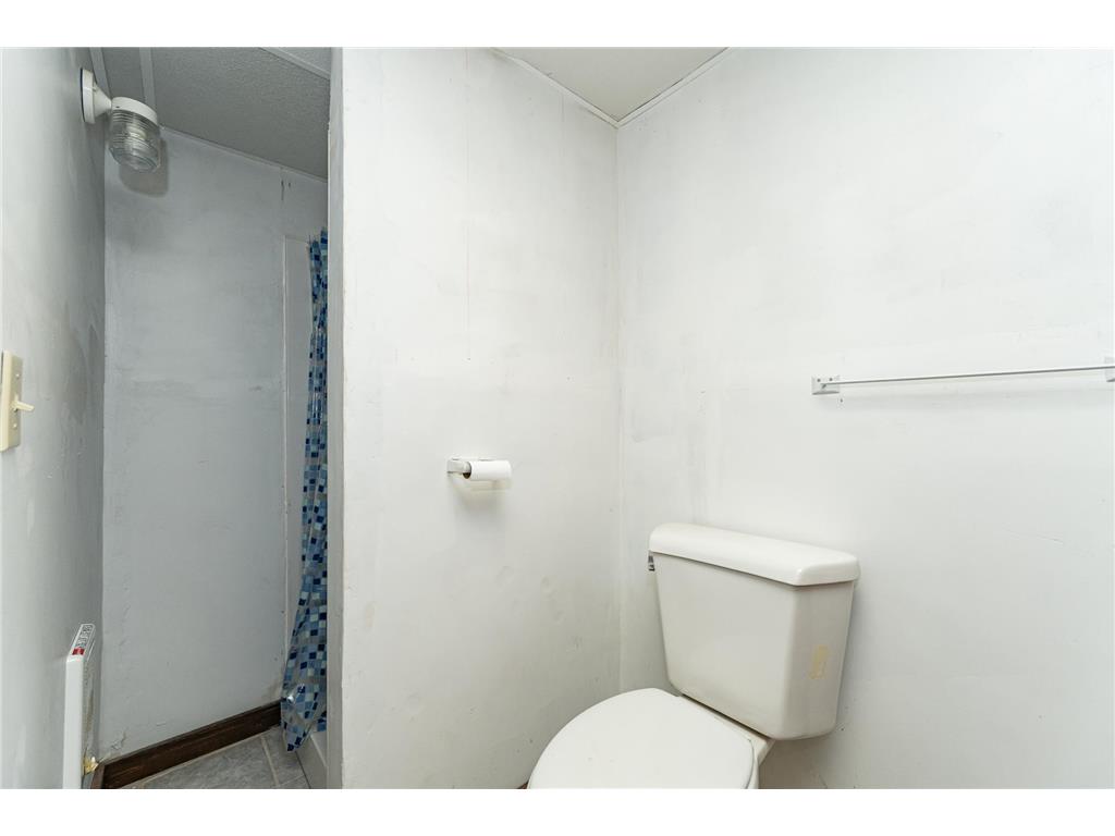 712 Memorial Drive Spring Valley MN 55975 7000052 image19