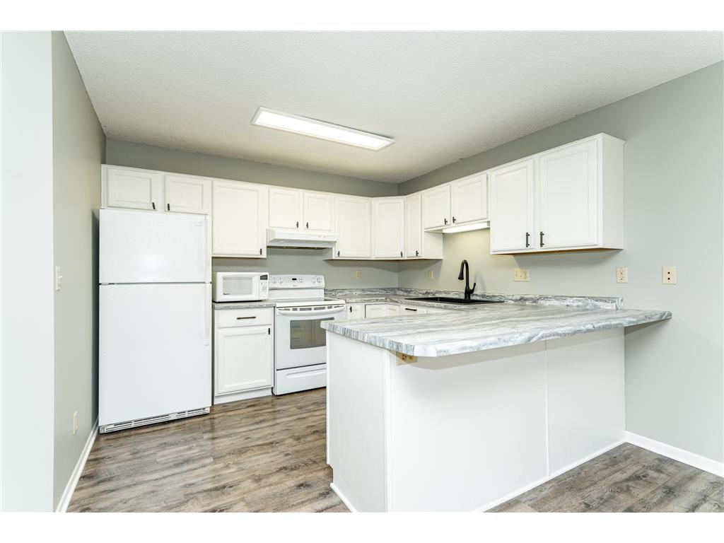 712 Memorial Drive Spring Valley MN 55975 7000052 image4