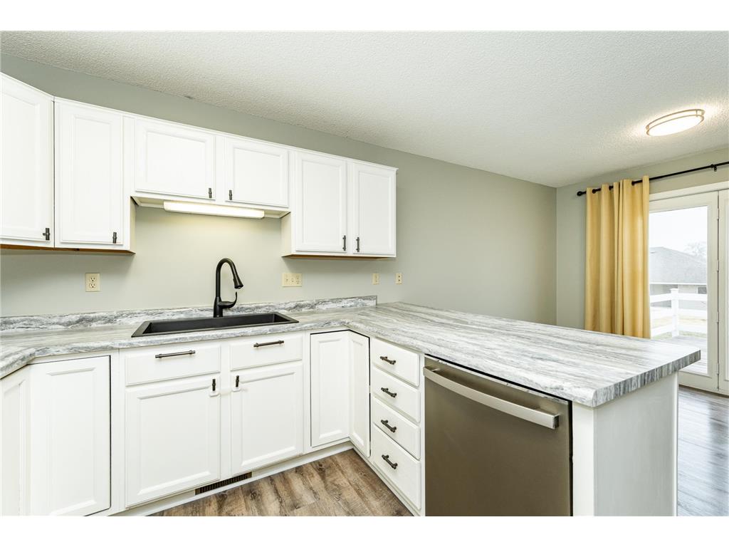 712 Memorial Drive Spring Valley MN 55975 7000052 image5