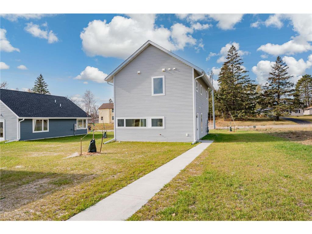 712 NW 8th Avenue Grand Rapids MN 55744 6750022 image15