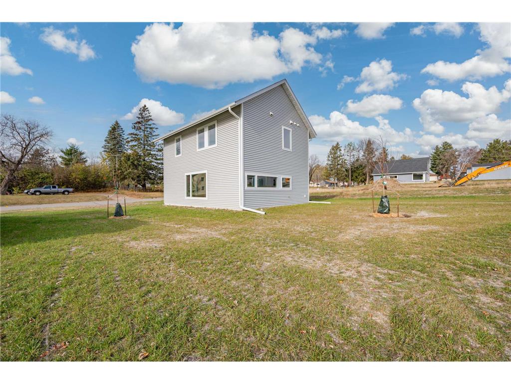 712 NW 8th Avenue Grand Rapids MN 55744 6750022 image16