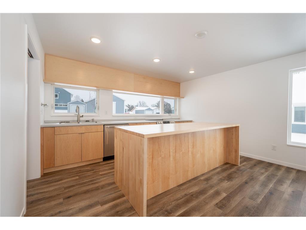 712 NW 8th Avenue Grand Rapids MN 55744 7007152 image5