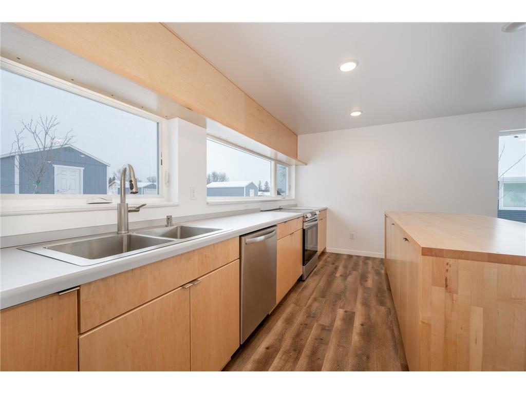 712 NW 8th Avenue Grand Rapids MN 55744 7007152 image7