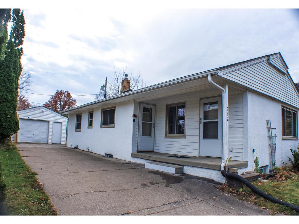 712 Parkway Drive Saint Paul MN 55106 6632297 image1