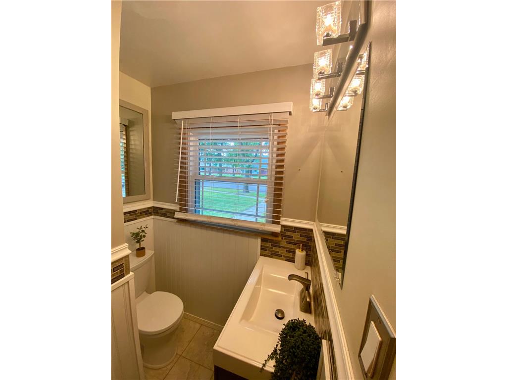 712 S 11th Street Montevideo MN 56265 6786846 image10