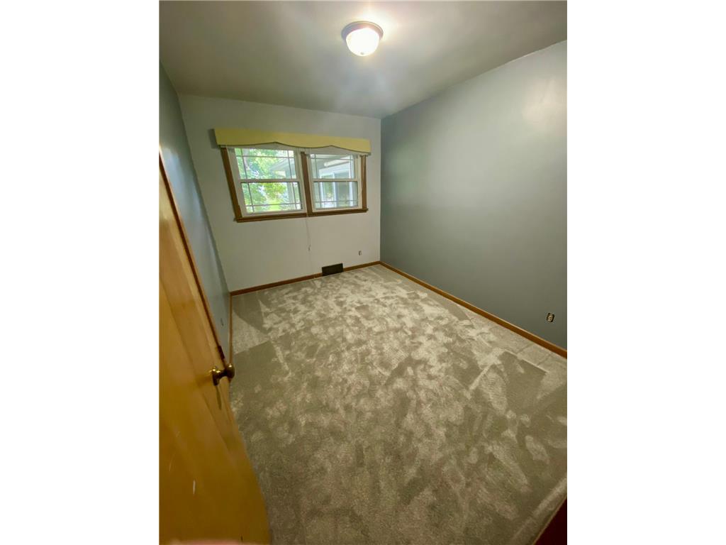 712 S 11th Street Montevideo MN 56265 6786846 image12