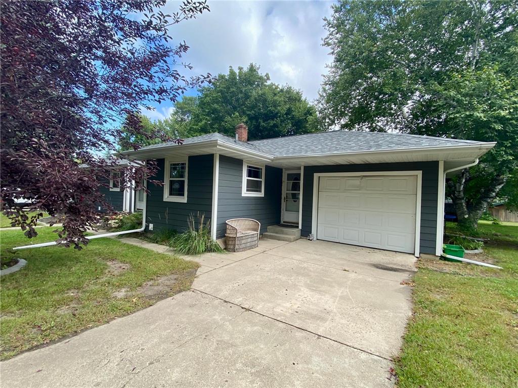 712 S 11th Street Montevideo MN 56265 6786846 image4