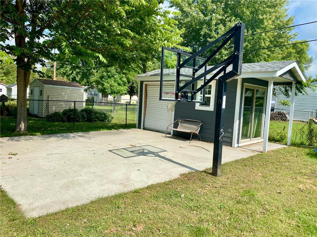 712 S 11th Street Montevideo MN 56265 6786846 image42