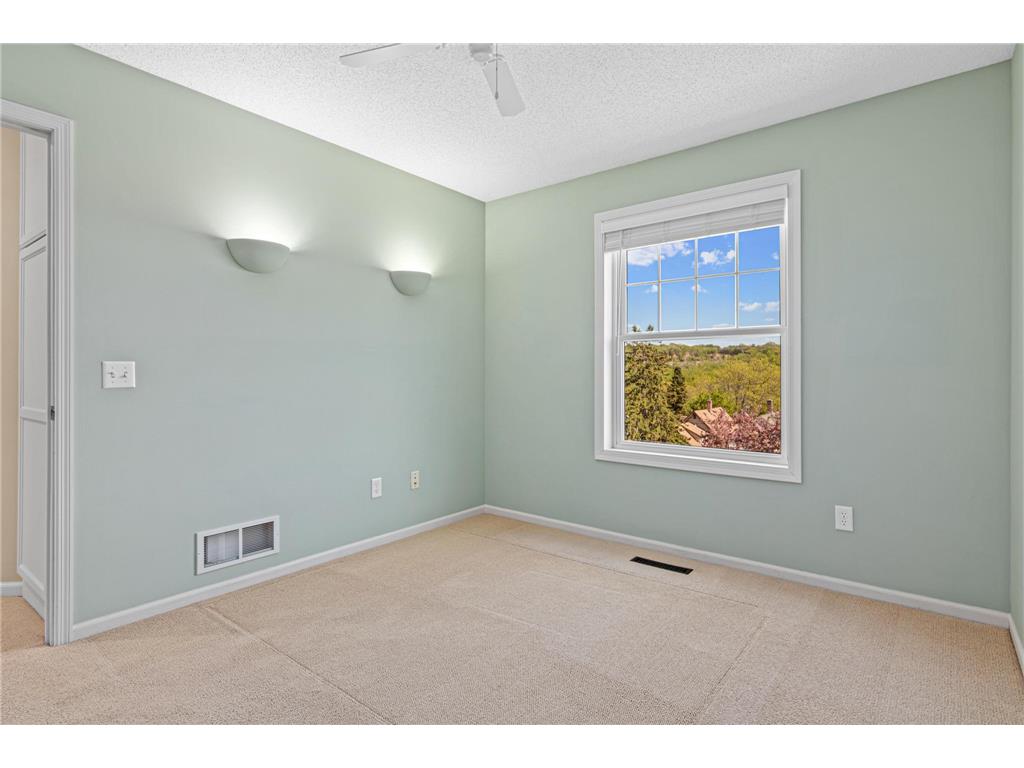 712 Stewart Avenue Saint Paul MN 55102 7066530 image14