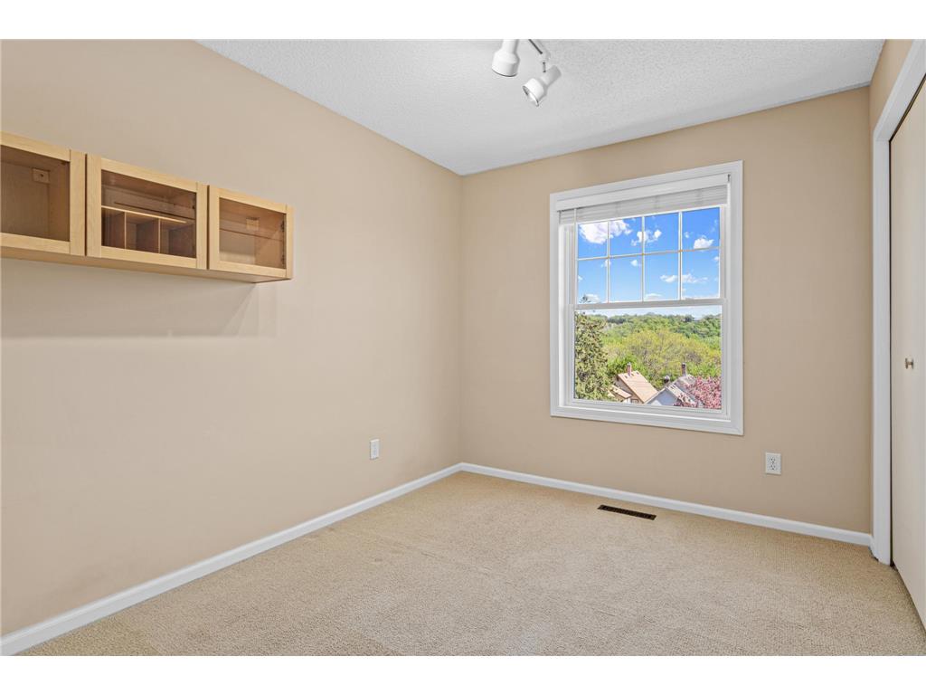 712 Stewart Avenue Saint Paul MN 55102 7066530 image19