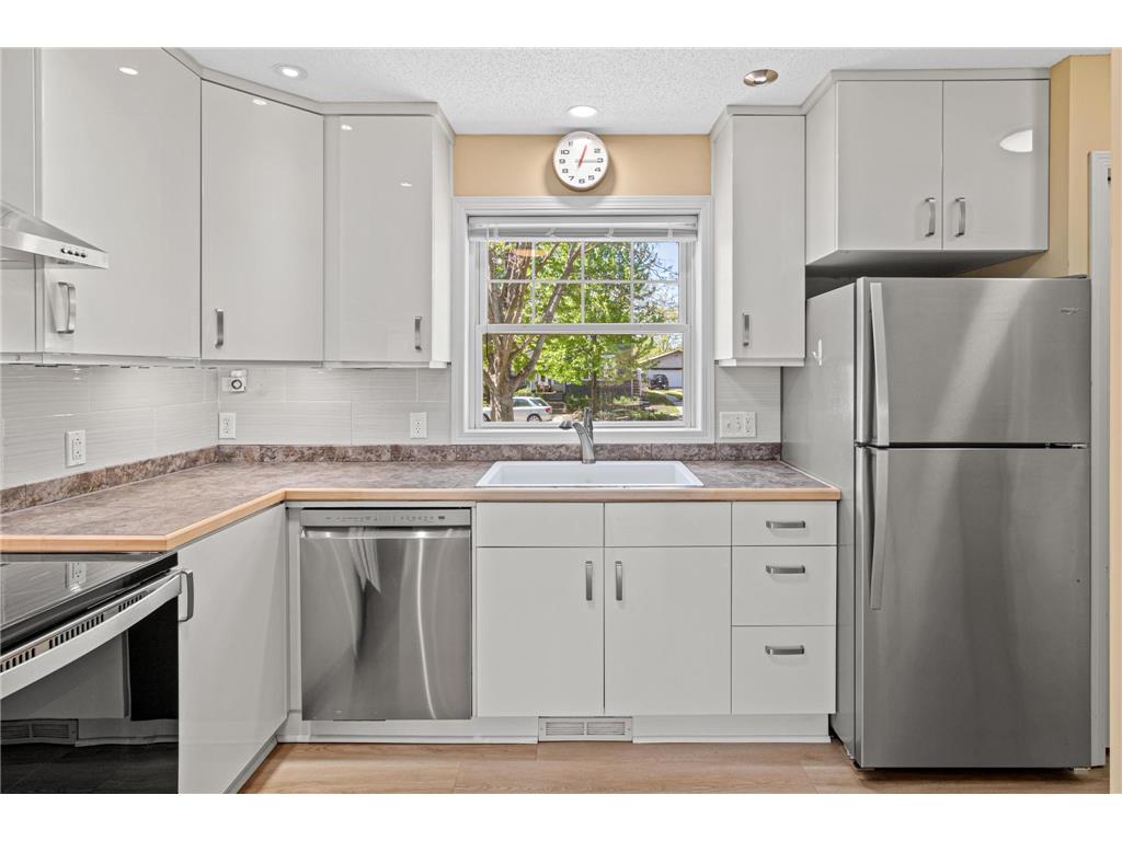 712 Stewart Avenue Saint Paul MN 55102 7066530 image6