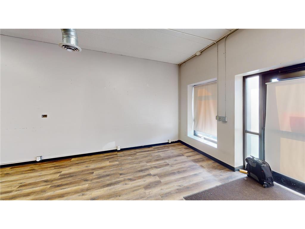 712 University Avenue W Saint Paul MN 55104 6497794 image5