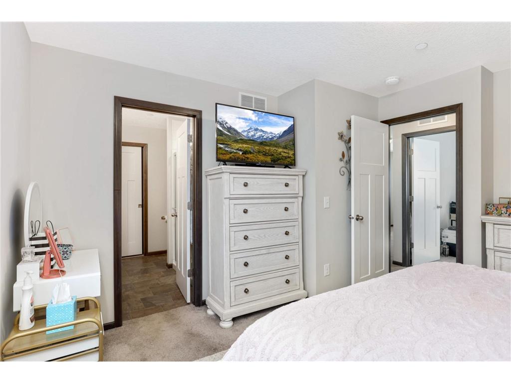 7122 Calumet Court, Savage, MN, 55378 MLS 6517715 Edina Realty