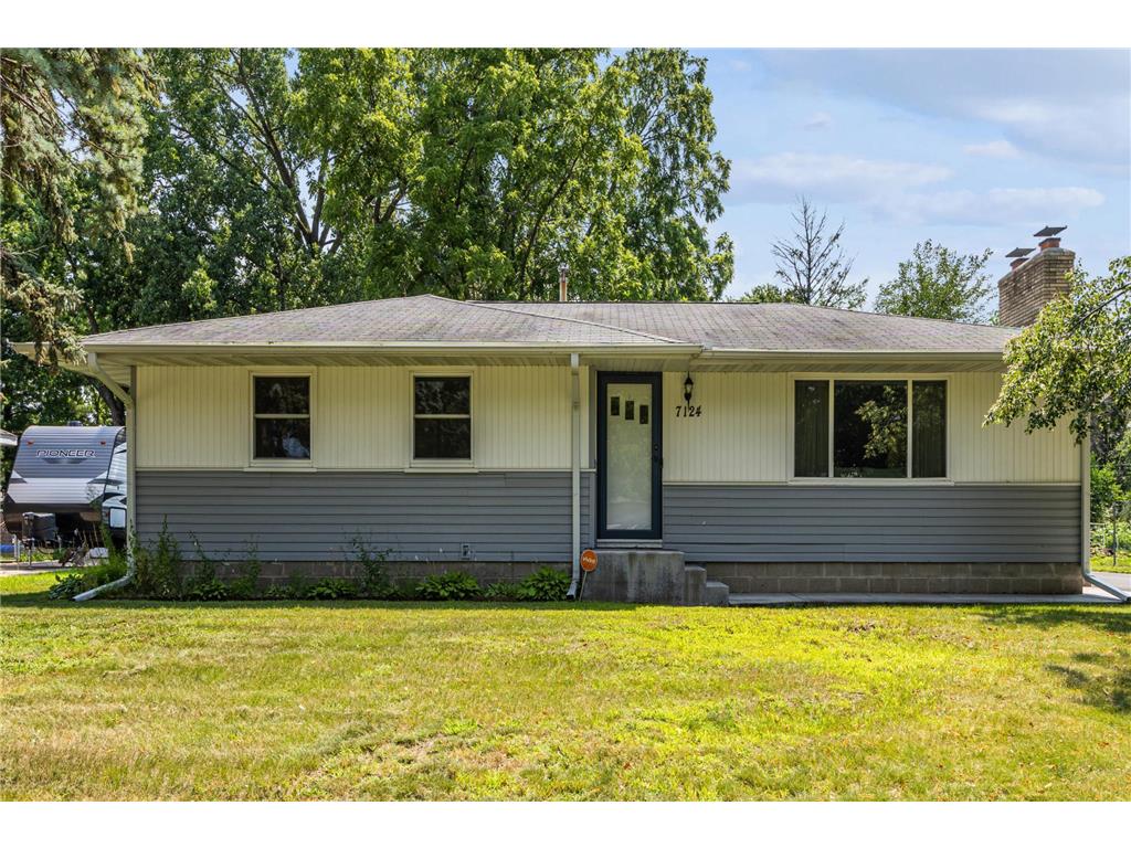 7124 Indiana Avenue N Brooklyn Center MN 55429 6562922 image1